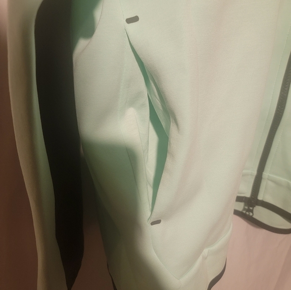 NIKE SPORTSWEAR TECH FLEECE WINDRUNNER FULL ZIP HOODIE 2XL DR6165-379 MINT - Picture 4 of 5